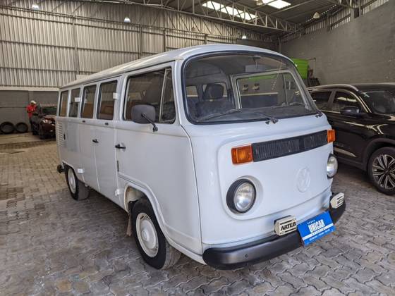 VOLKSWAGEN KOMBI 1.6 MI FURGÃO 8V GASOLINA 3P MANUAL VOLKSWAGEN KOMBI 1.6 MI FURGÃO 8V GASOLINA 3P MANUAL